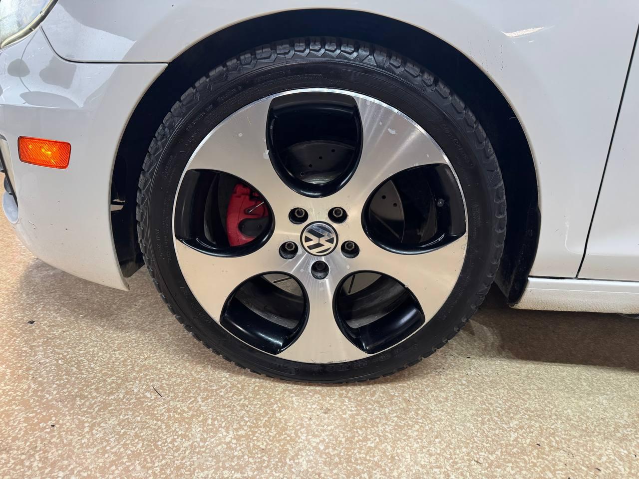 Volkswagen GTI 4dr HB Man 2011