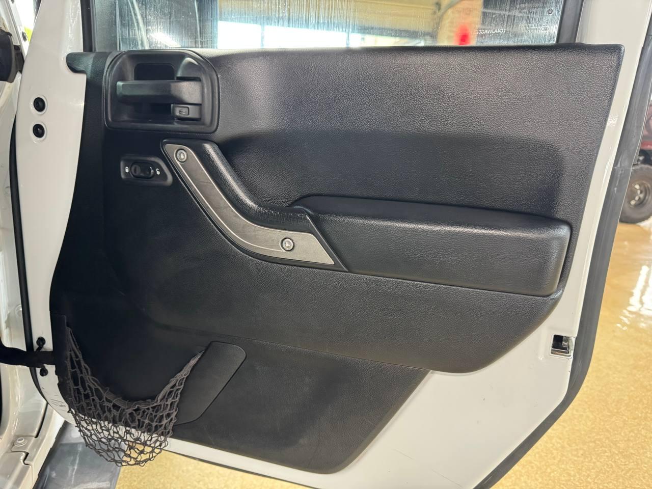 Jeep Wrangler 4WD 2dr Sport 2014