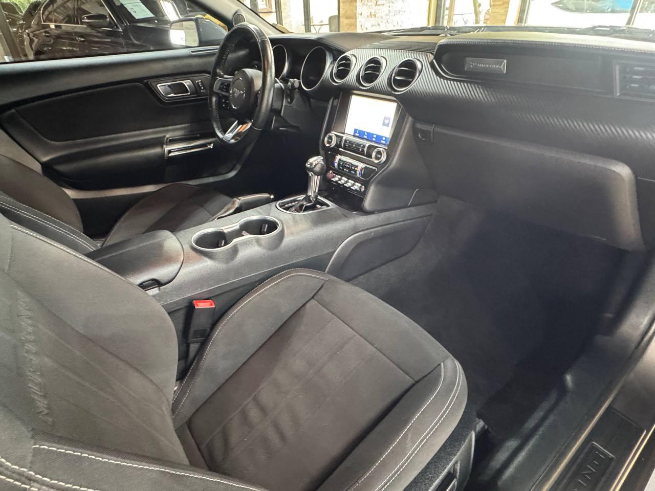 Ford Mustang EcoBoost Fastback 2022