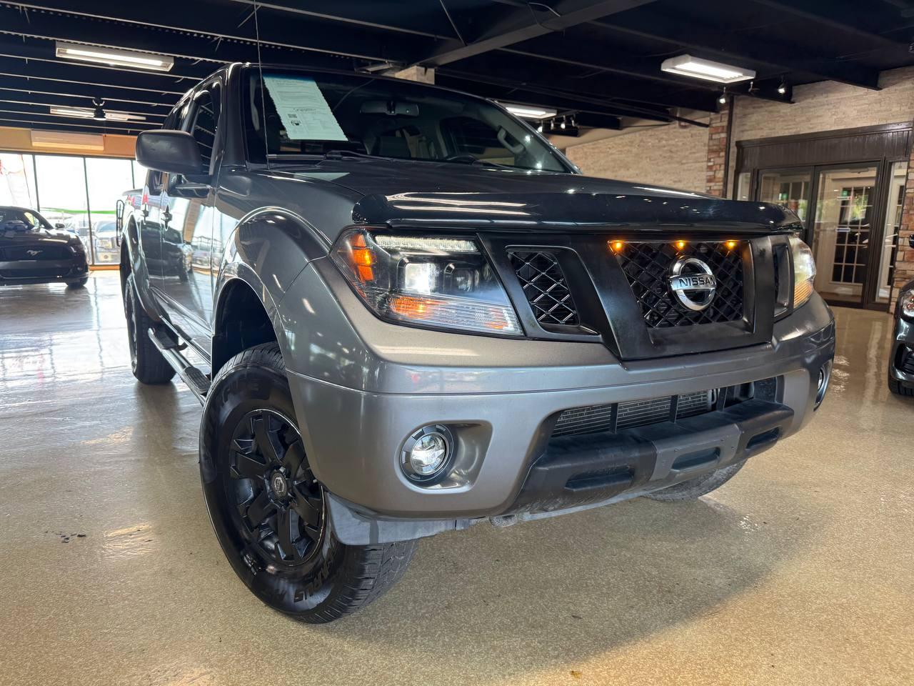 2016 Nissan Frontier 4WD Crew Cab SWB Manual PRO-4X