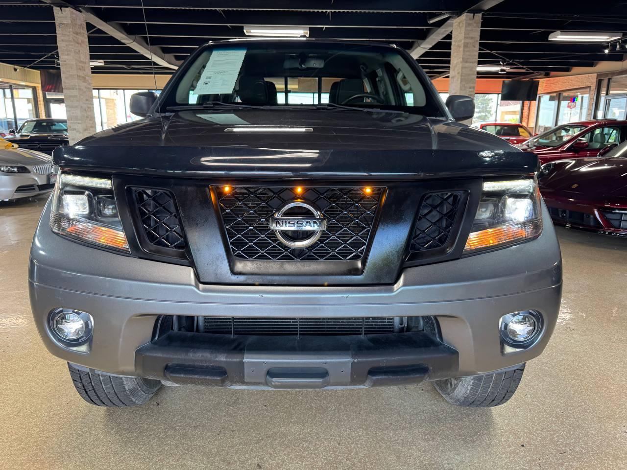 Nissan Frontier 4WD Crew Cab SWB Manual PRO-4X 2016