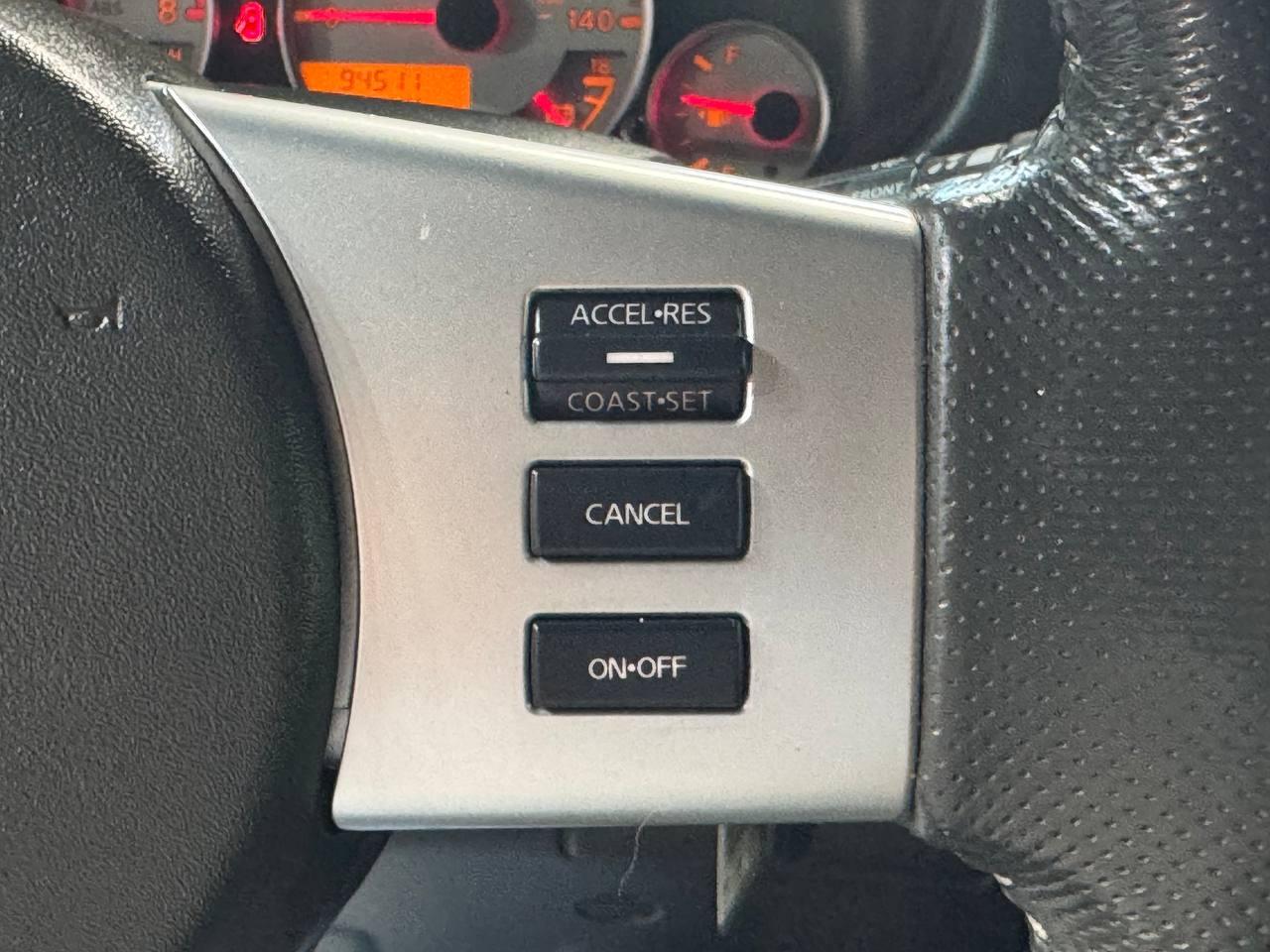 Nissan Frontier 4WD Crew Cab SWB Manual PRO-4X 2016