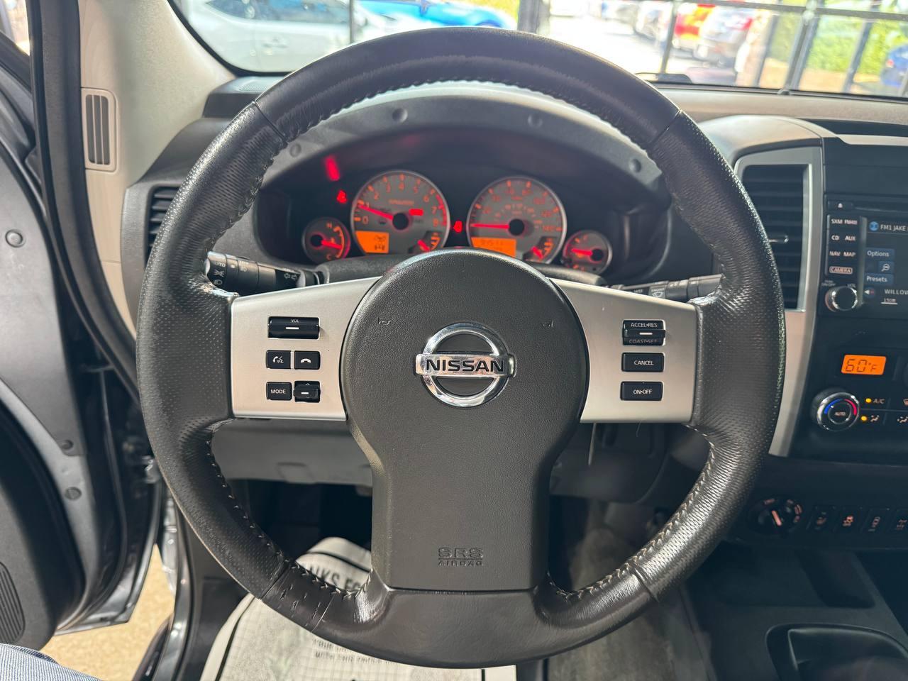 Nissan Frontier 4WD Crew Cab SWB Manual PRO-4X 2016