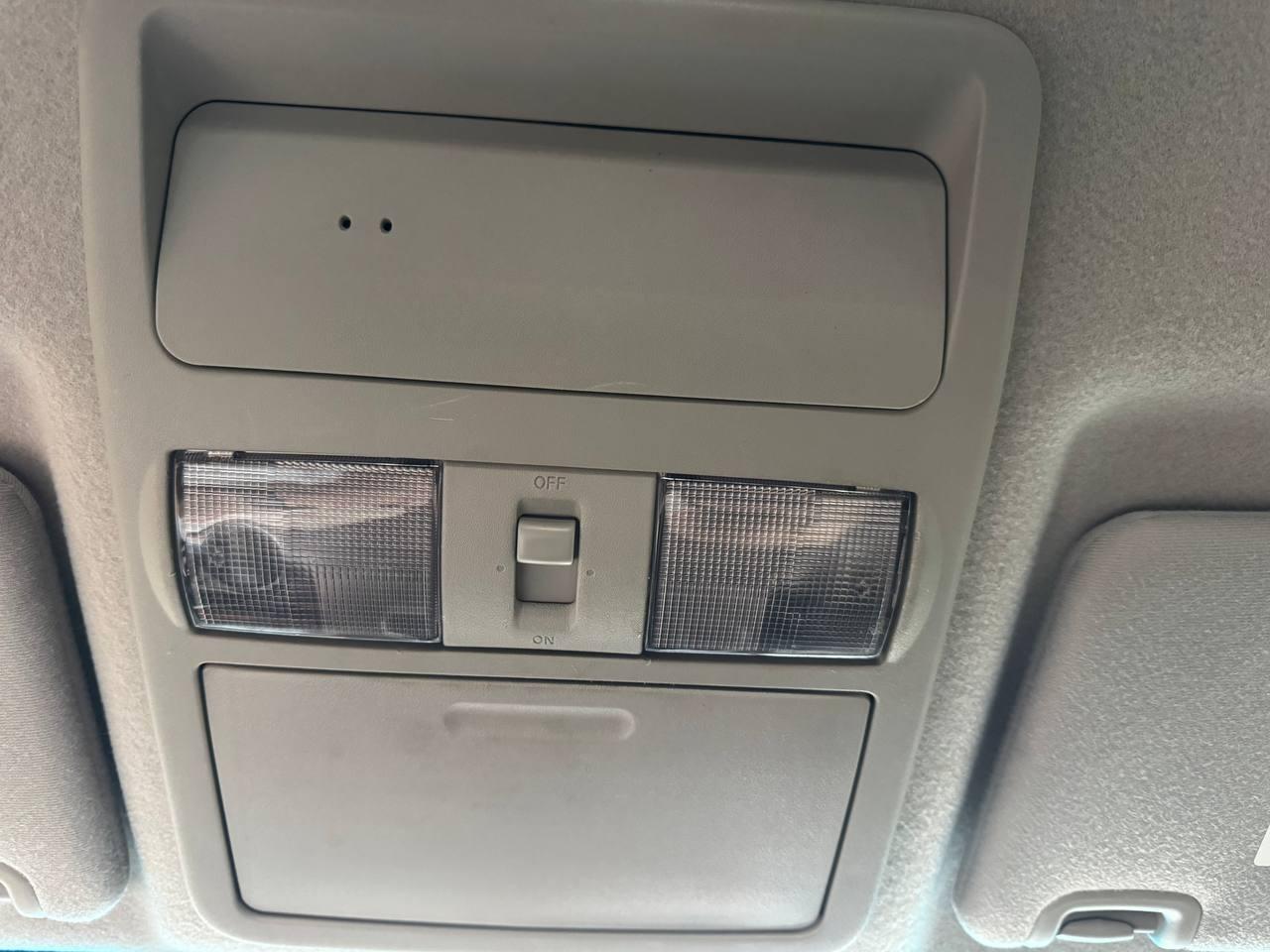 Nissan Frontier 4WD Crew Cab SWB Manual PRO-4X 2016