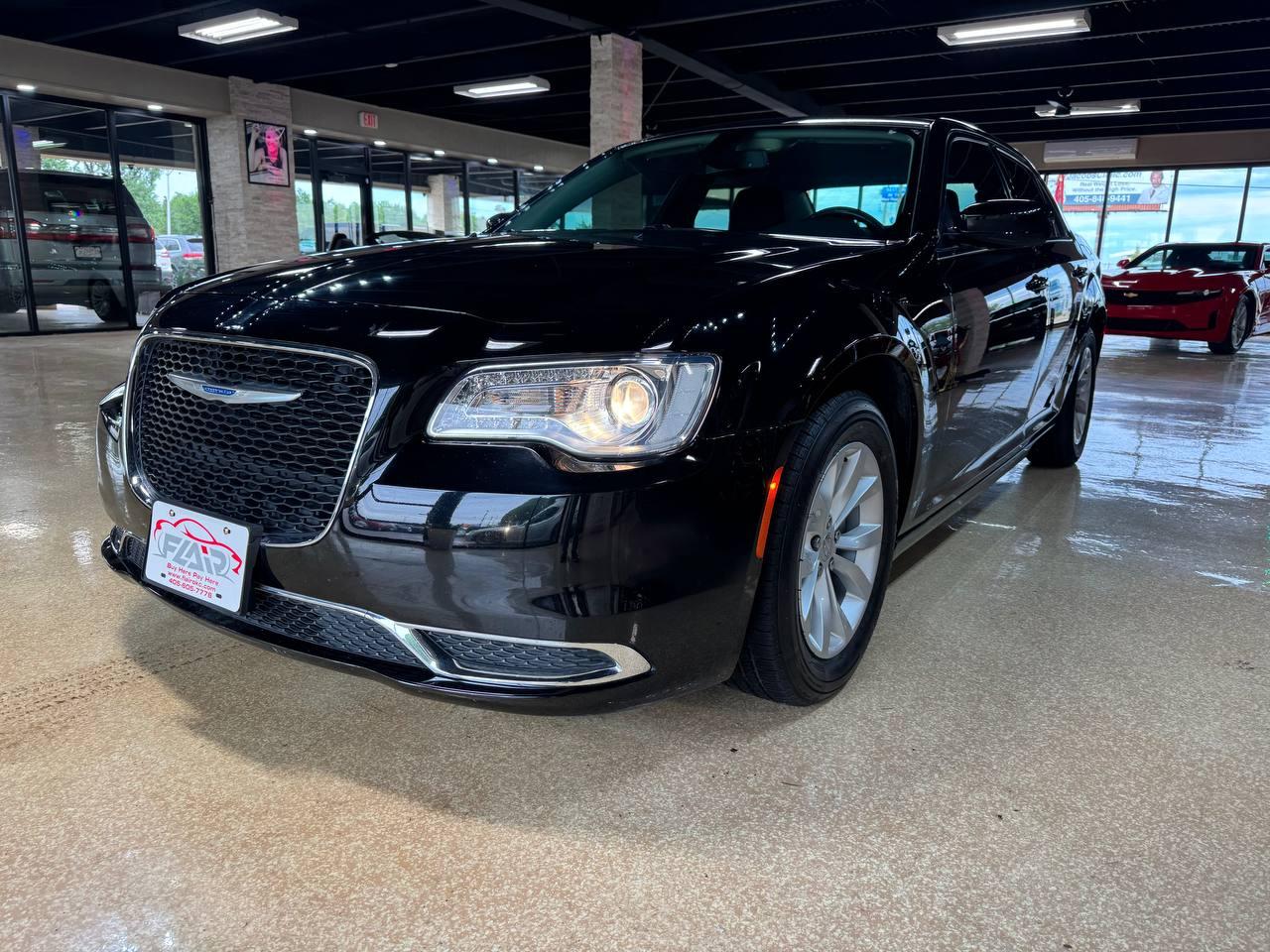 Chrysler 300 Touring RWD 2022
