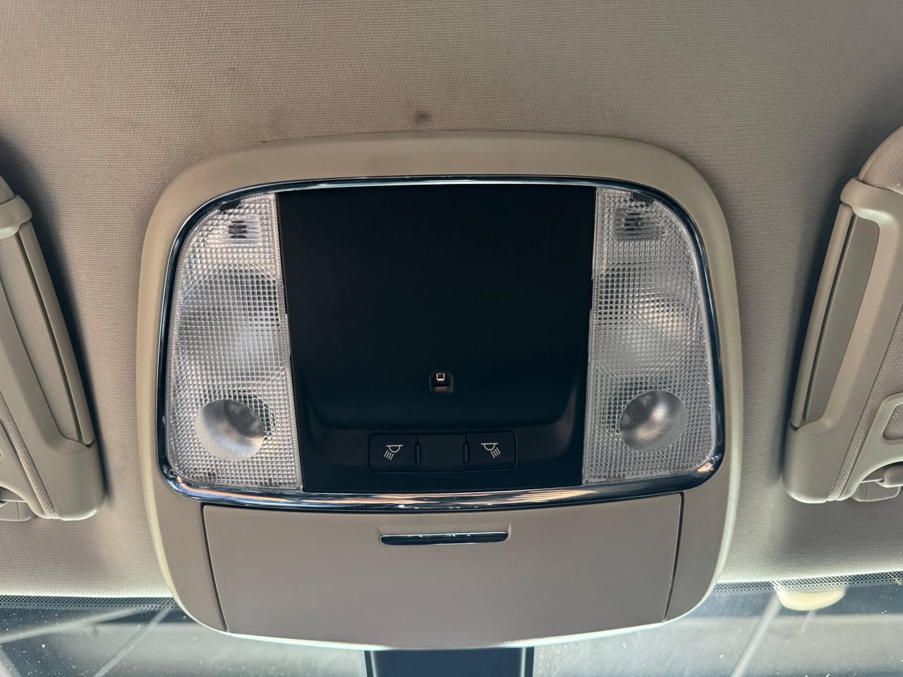Chrysler 300 Touring RWD 2022