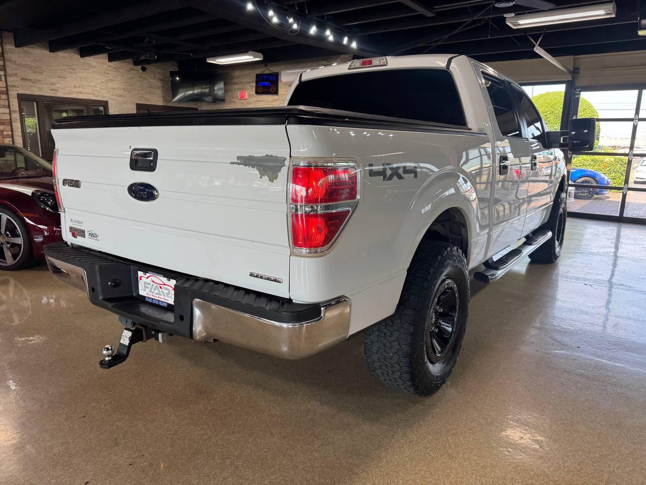 Ford F-150 4WD SuperCrew 145" XL 2014