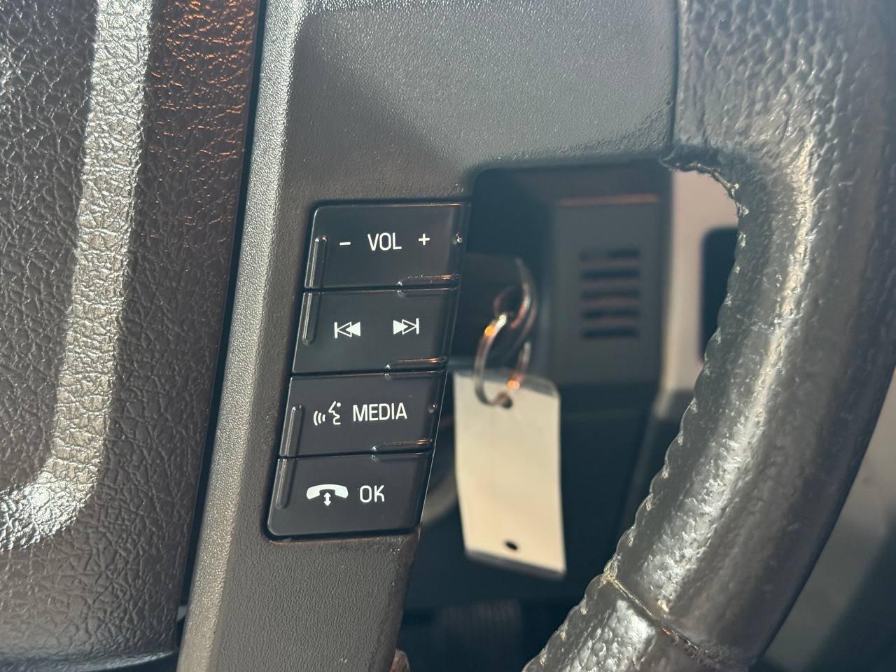 Ford F-150 4WD SuperCrew 145" XL 2014