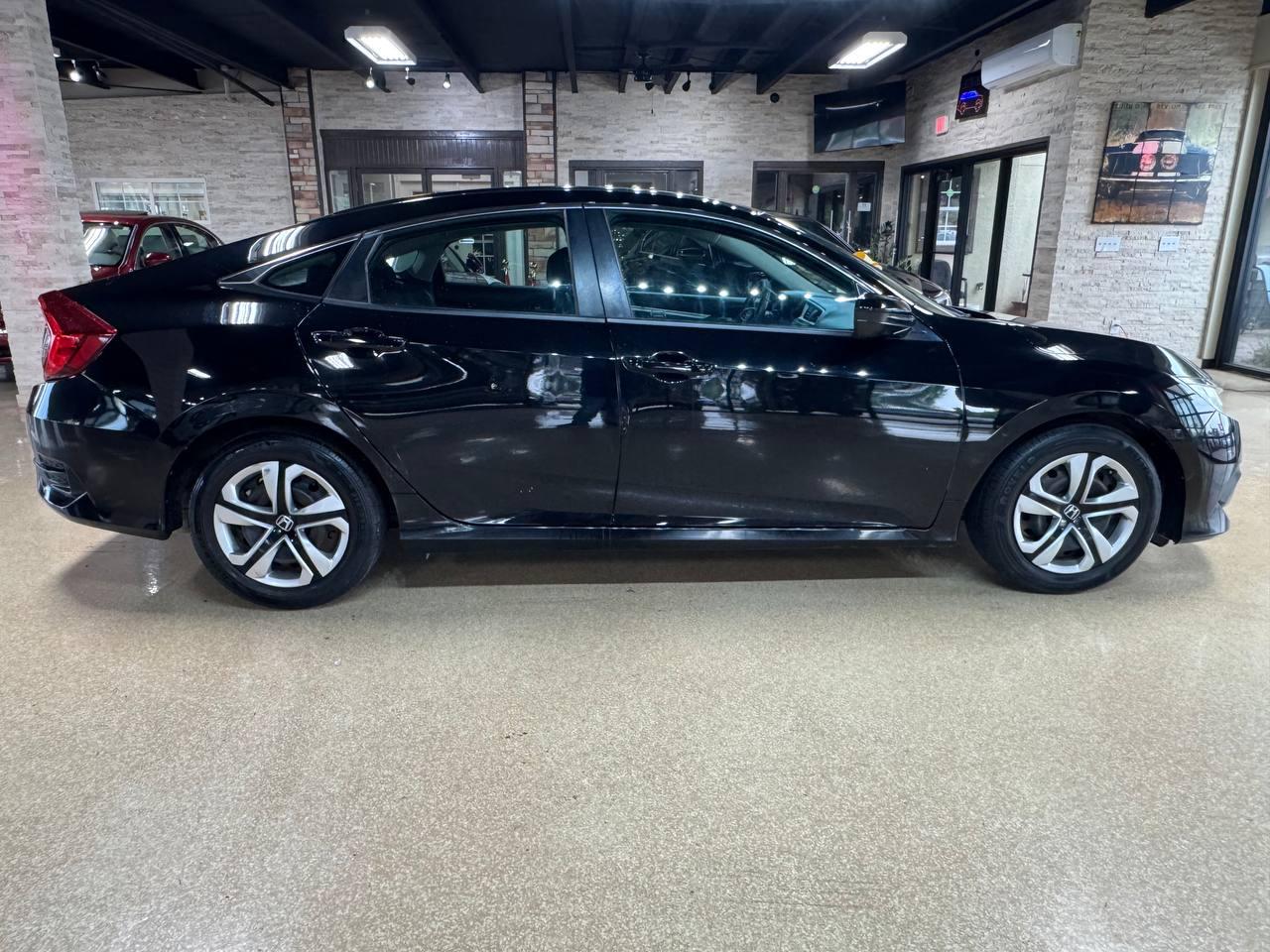 Honda Civic Sedan 4dr CVT LX 2016
