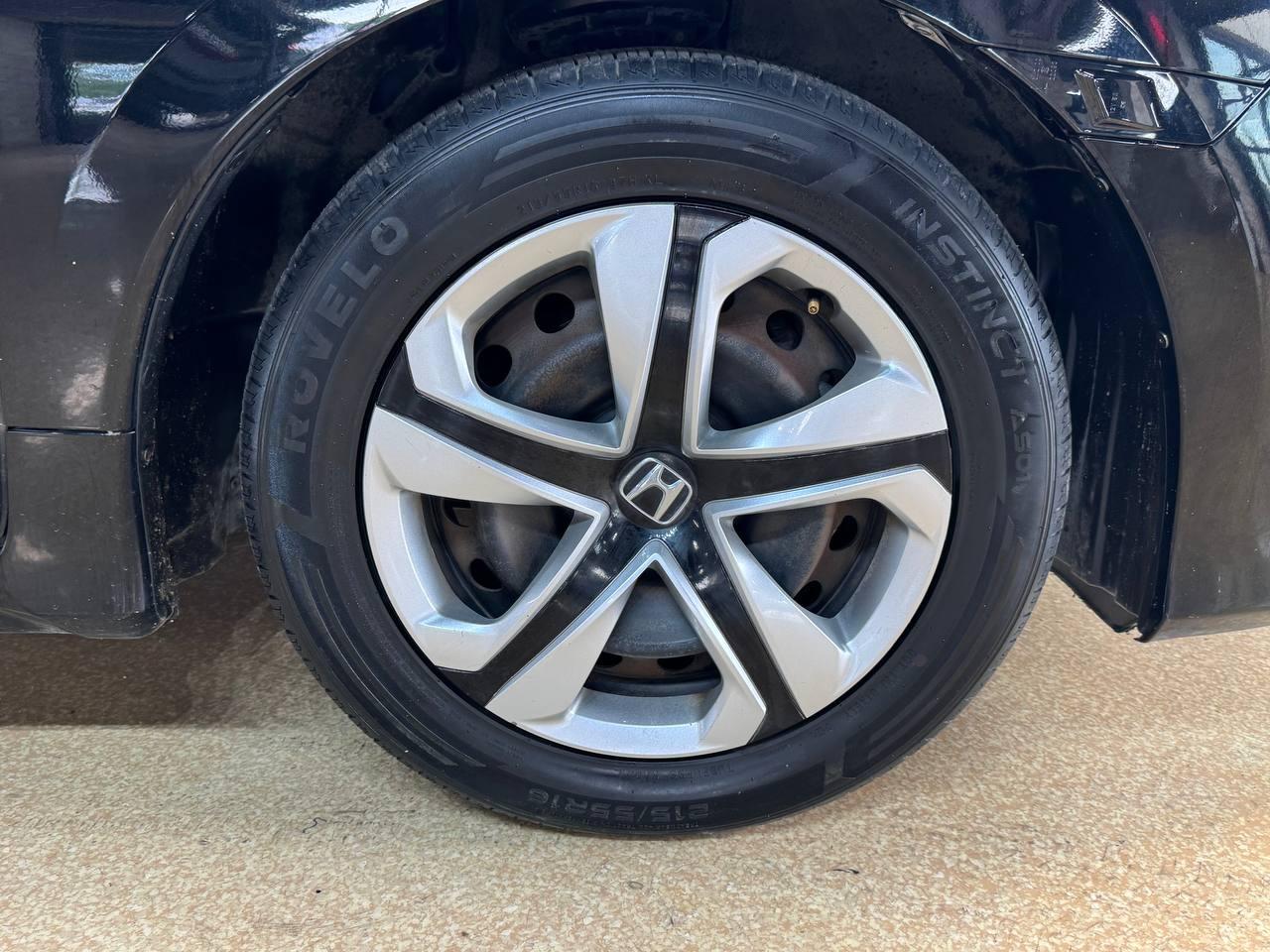 Honda Civic Sedan 4dr CVT LX 2016