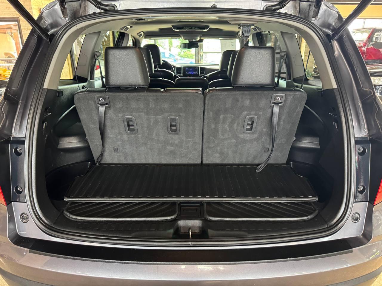 Honda Pilot Touring AWD 2017