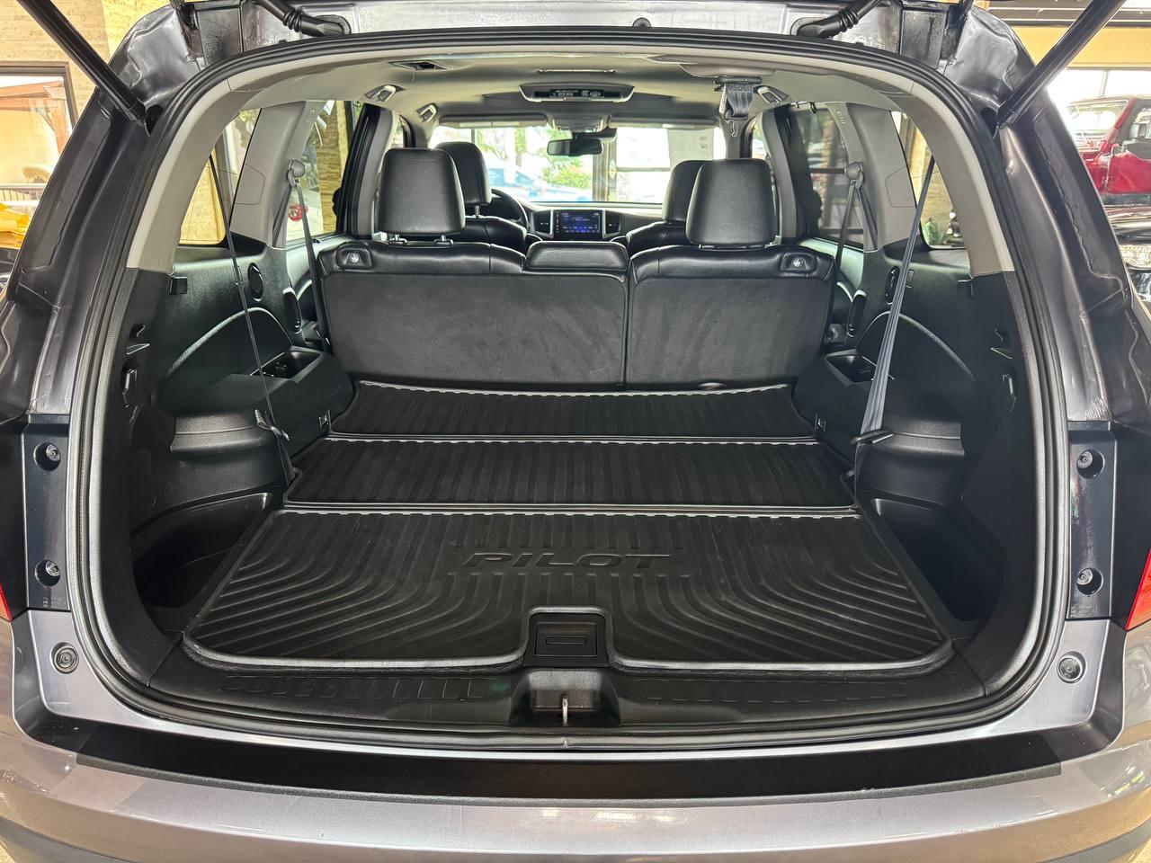 Honda Pilot Touring AWD 2017