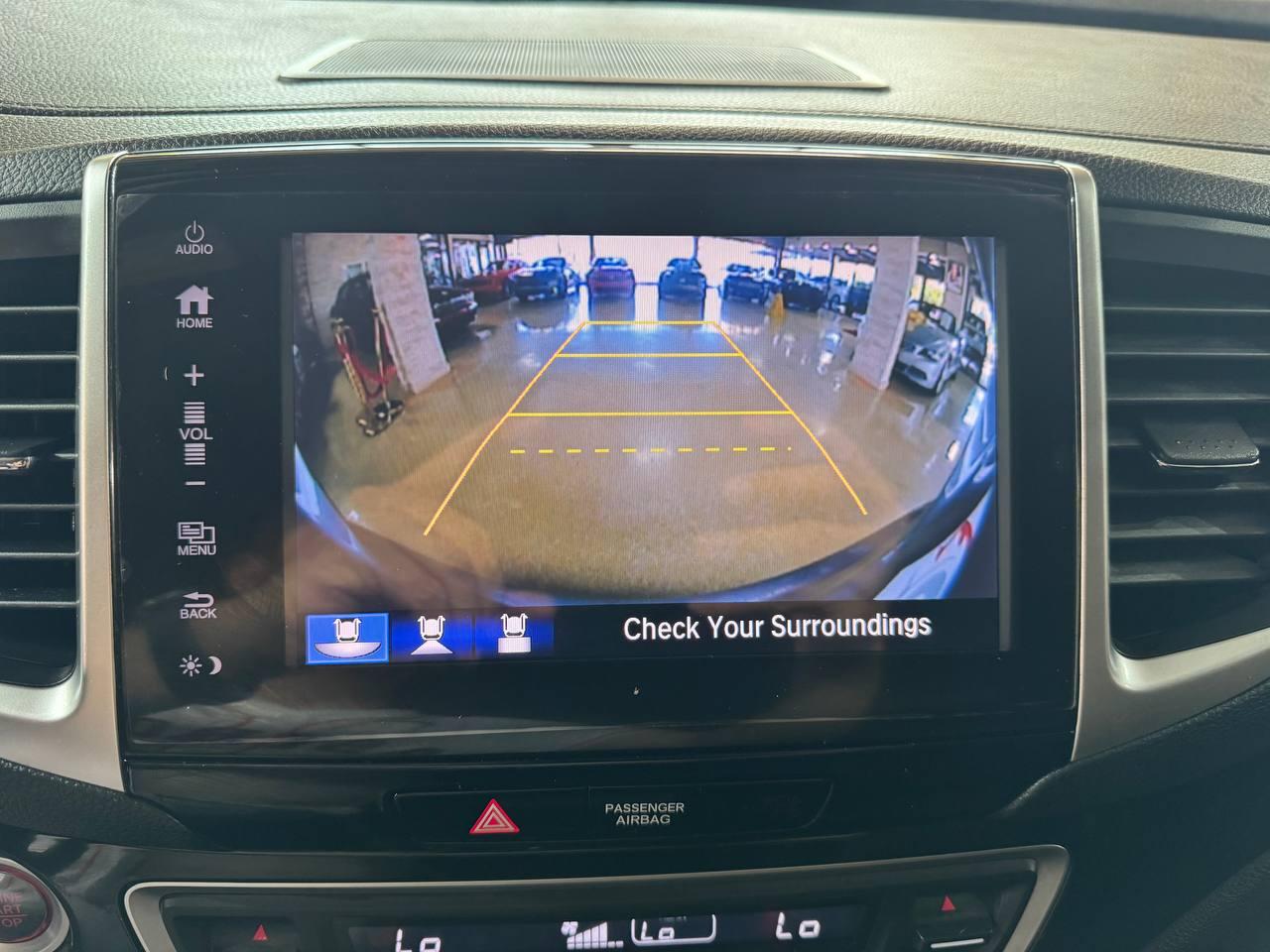 Honda Pilot Touring AWD 2017