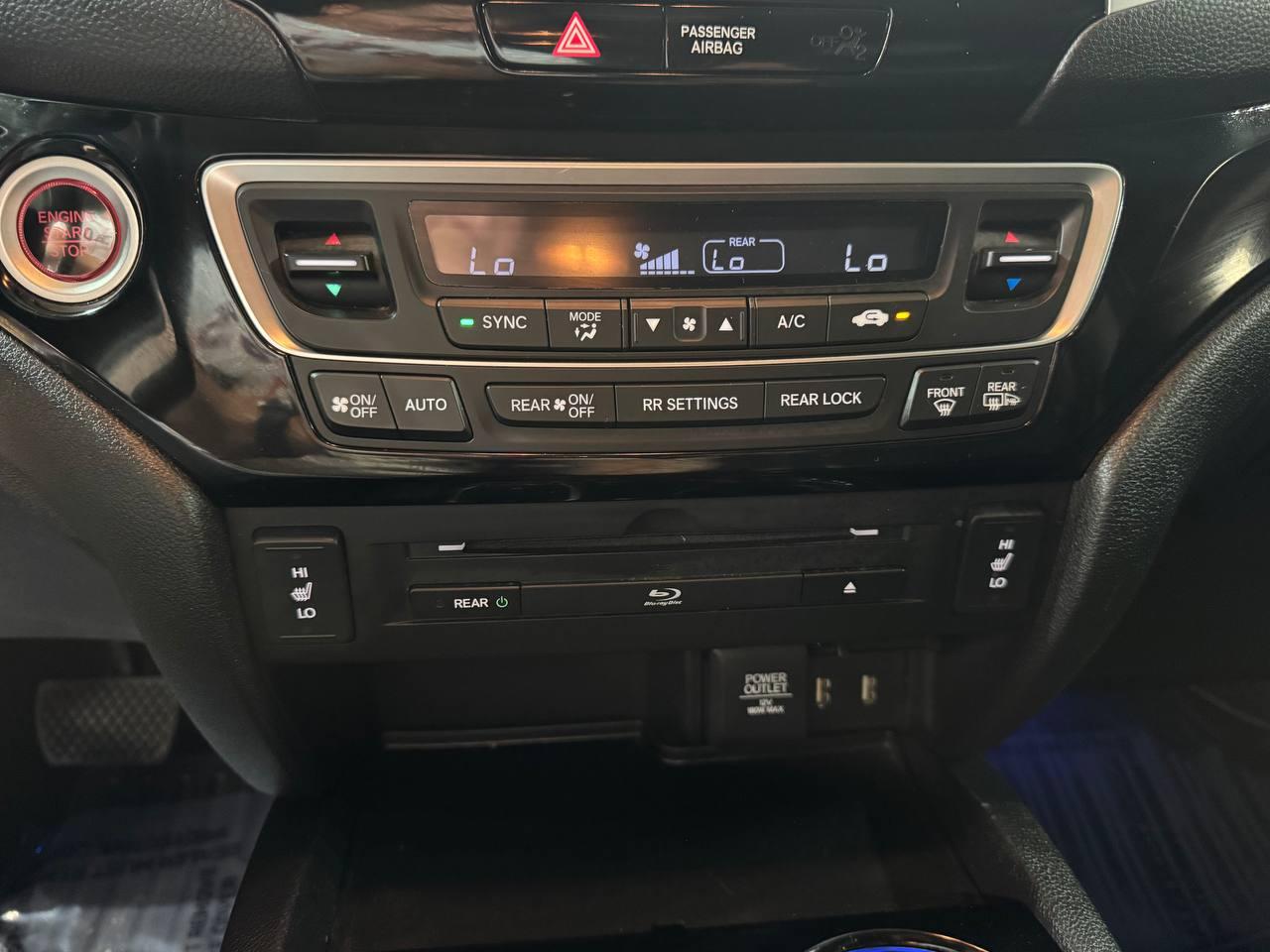 Honda Pilot Touring AWD 2017