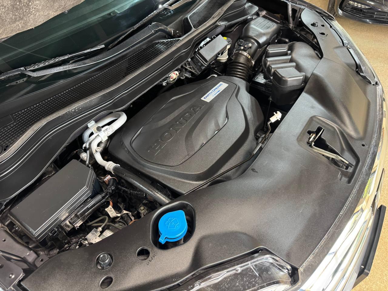 Honda Pilot Touring AWD 2017