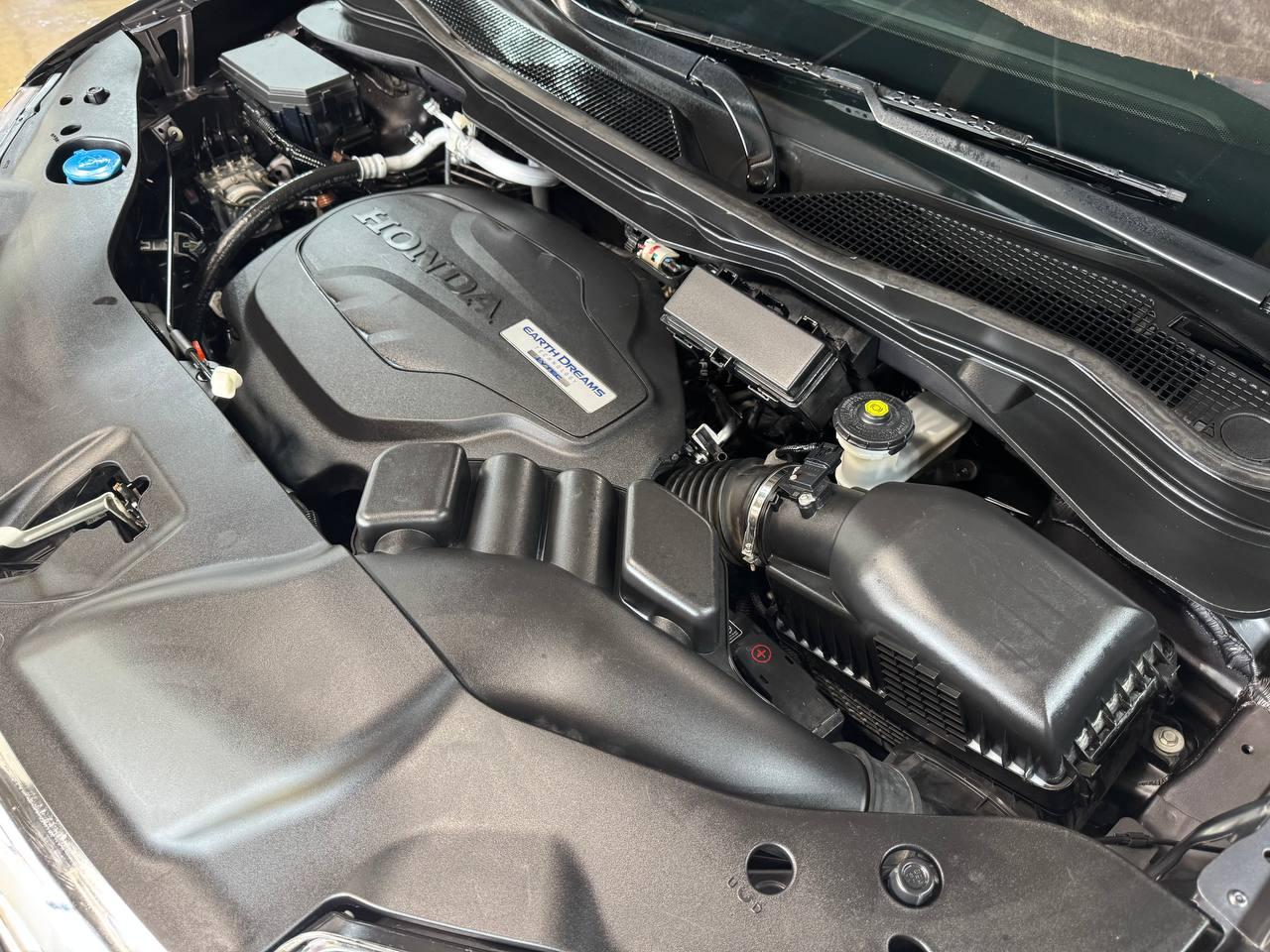 Honda Pilot Touring AWD 2017