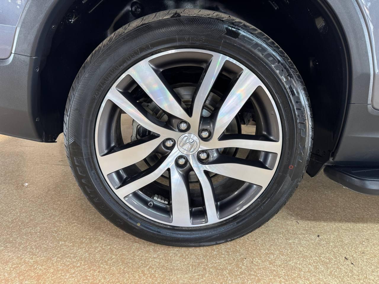 Honda Pilot Touring AWD 2017