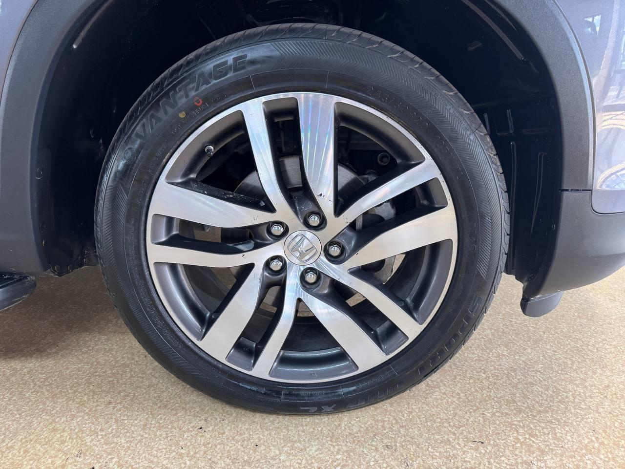 Honda Pilot Touring AWD 2017