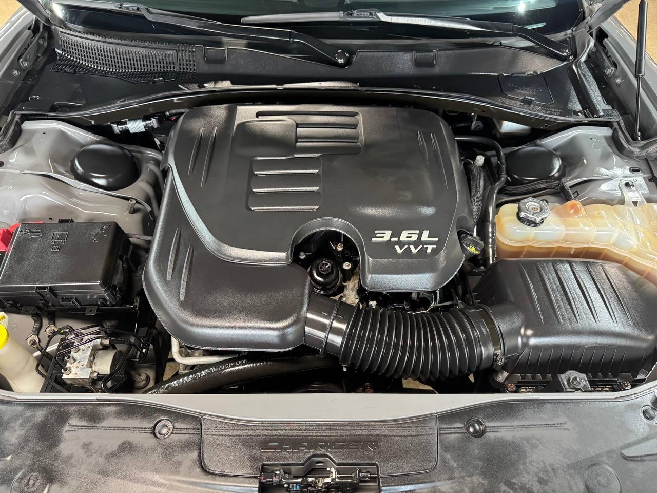 Dodge Charger SXT RWD 2018