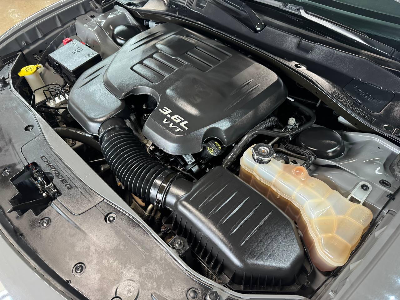 Dodge Charger SXT RWD 2018