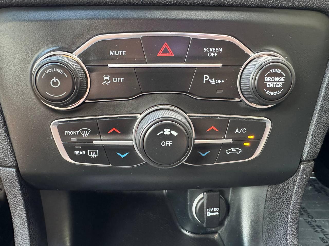 Dodge Charger SXT RWD 2018