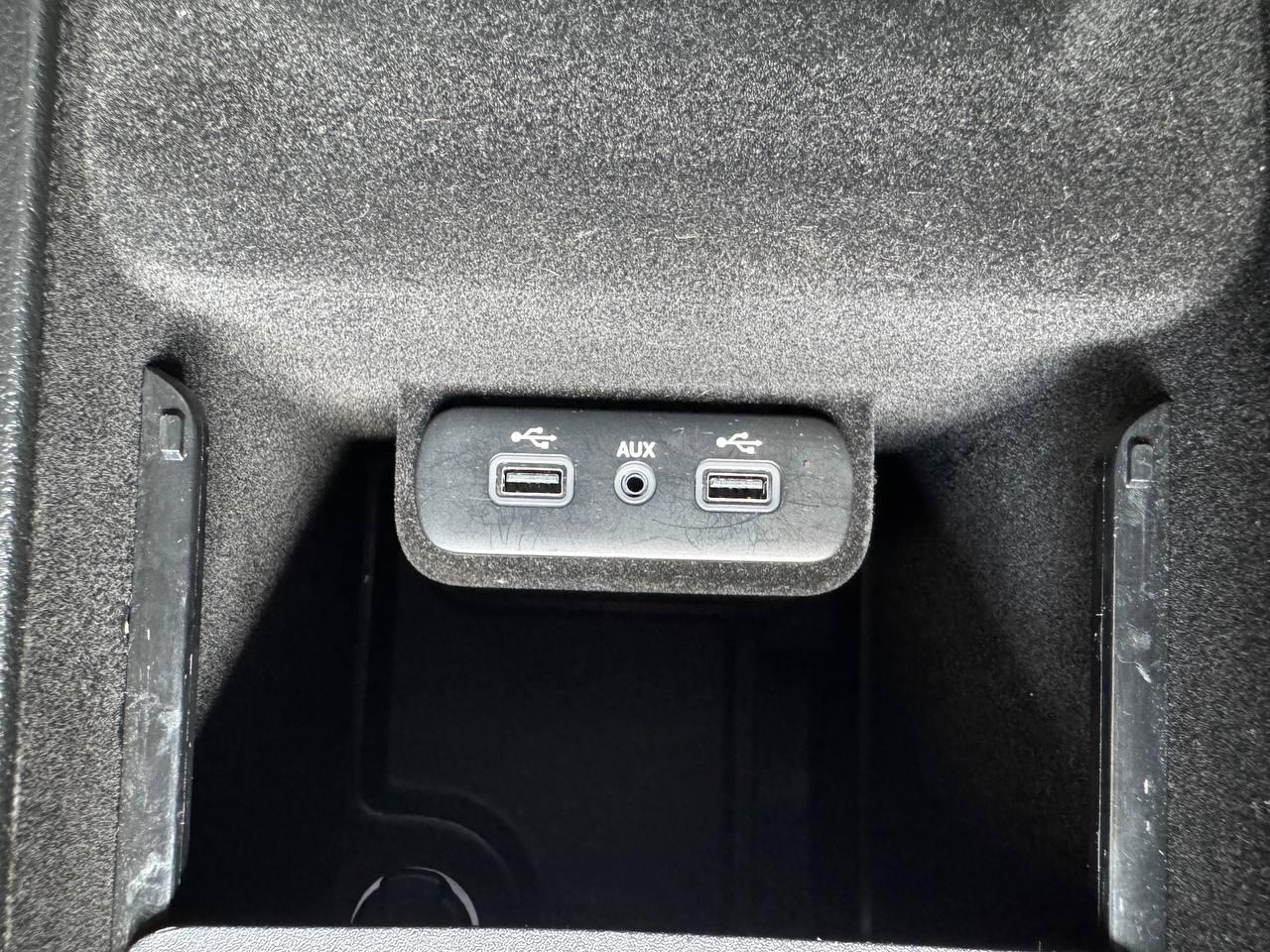 Dodge Charger SXT RWD 2018