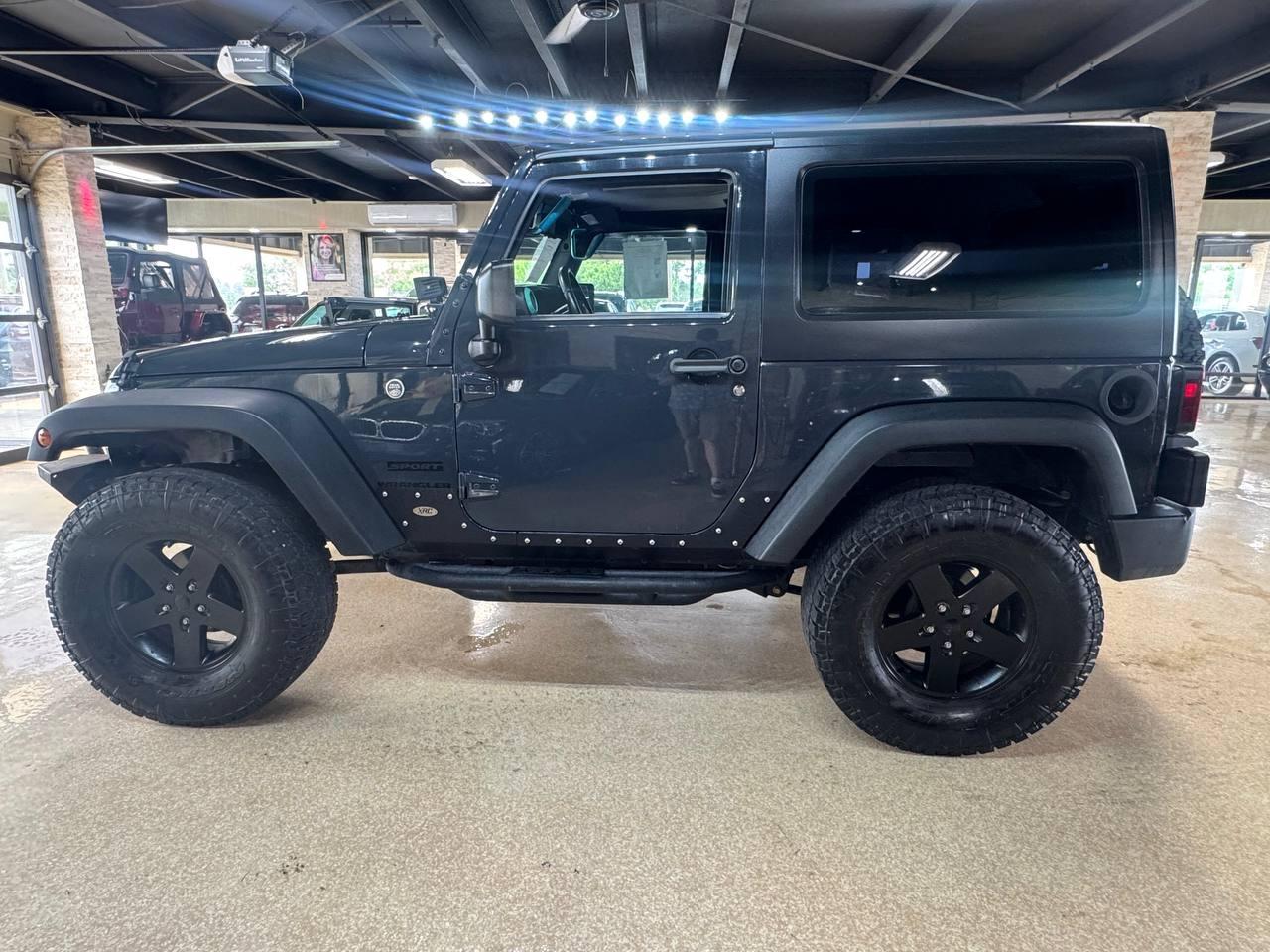 Jeep Wrangler 4WD 2dr Sport 2016