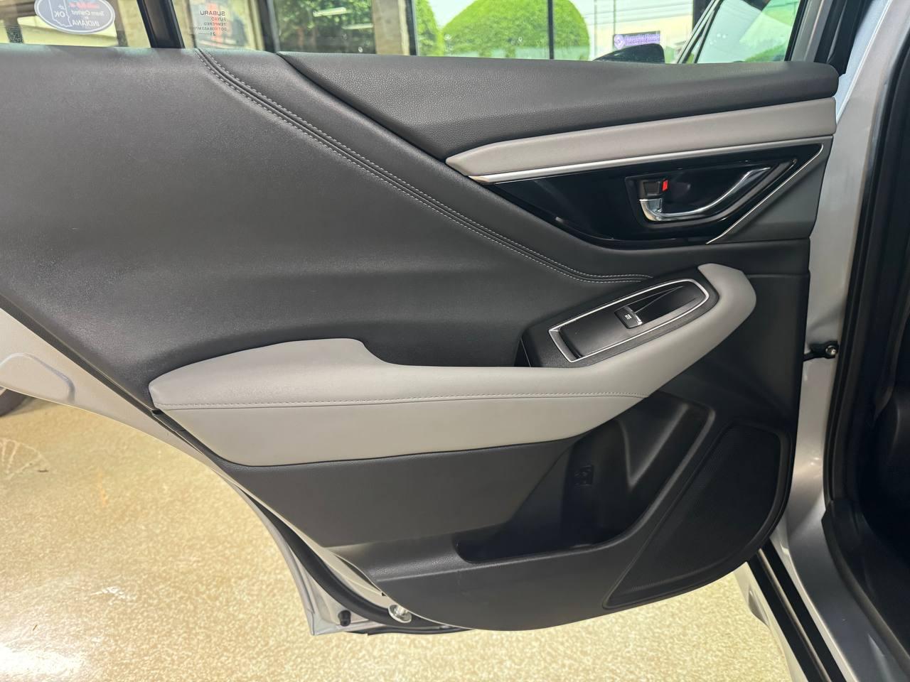 Subaru Outback Limited CVT 2022
