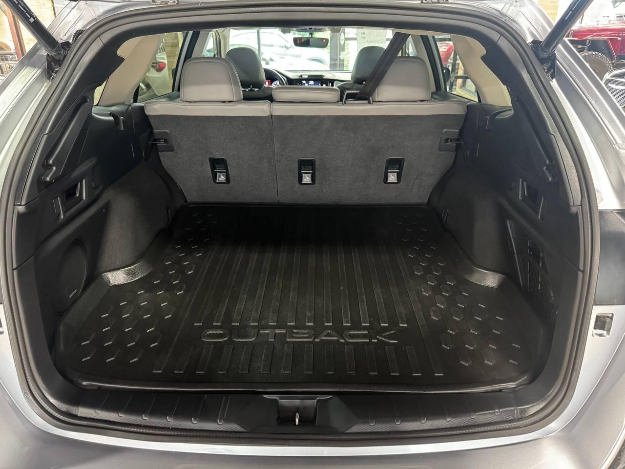 Subaru Outback Limited CVT 2022