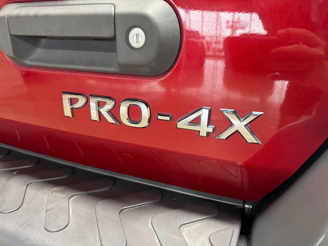 Nissan Xterra 4WD 4dr Auto Pro-4X 2014