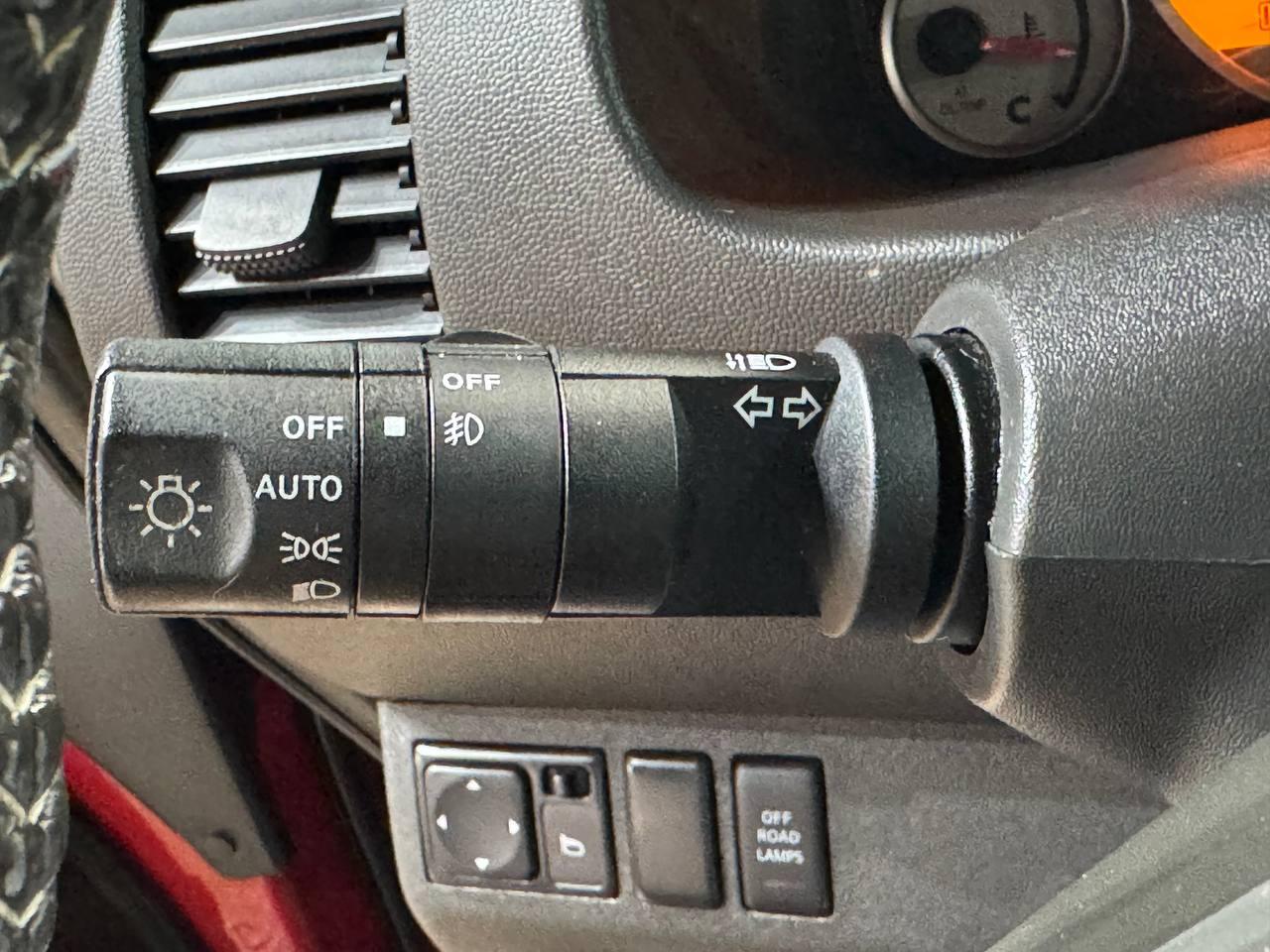 Nissan Xterra 4WD 4dr Auto Pro-4X 2014