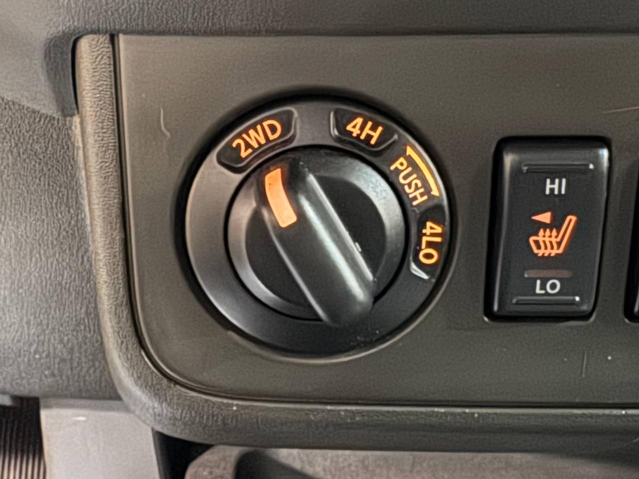 Nissan Xterra 4WD 4dr Auto Pro-4X 2014