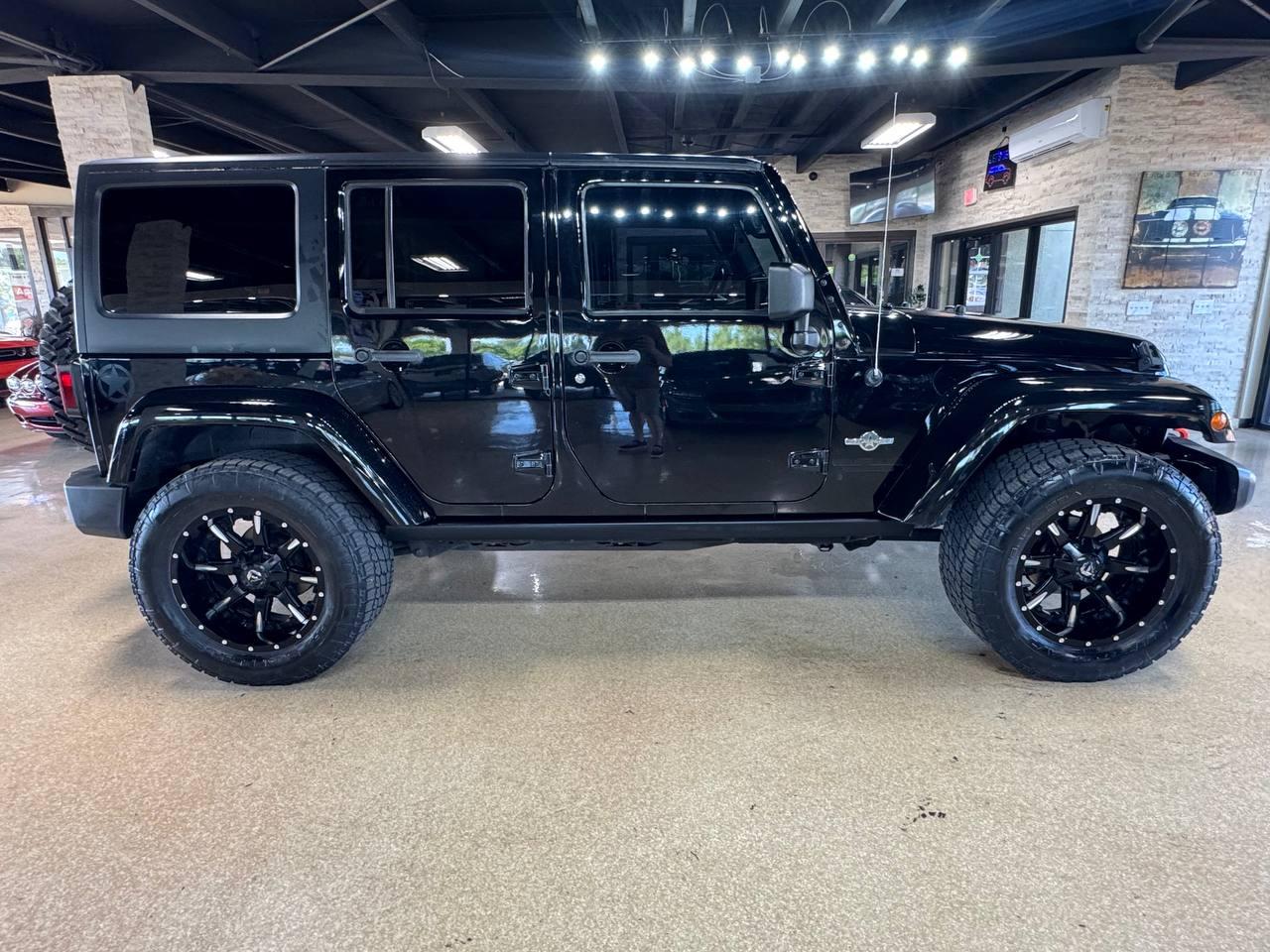 Jeep Wrangler Unlimited 4WD 4dr Freedom Edition *Ltd Avail* 2013