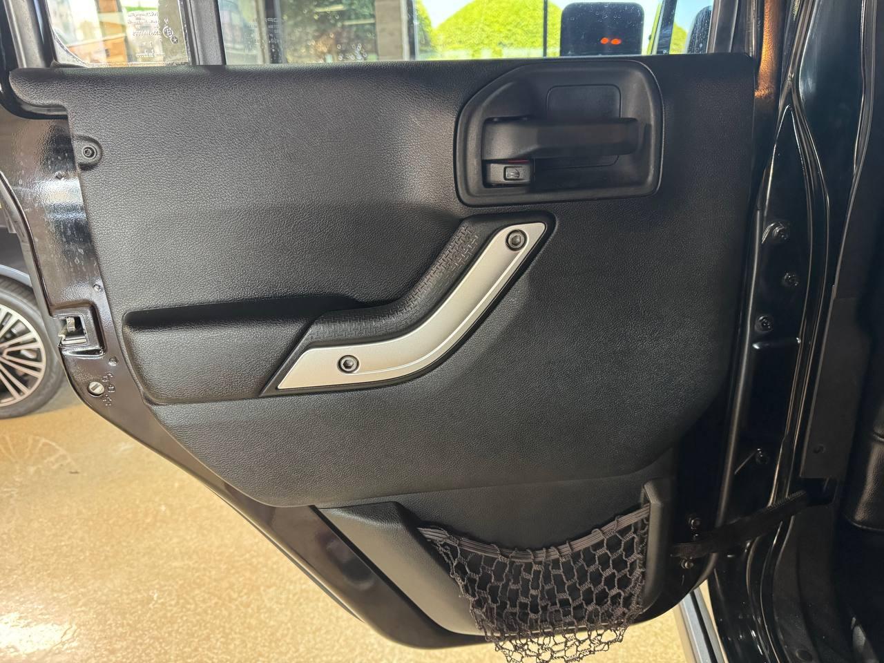 Jeep Wrangler Unlimited 4WD 4dr Freedom Edition *Ltd Avail* 2013