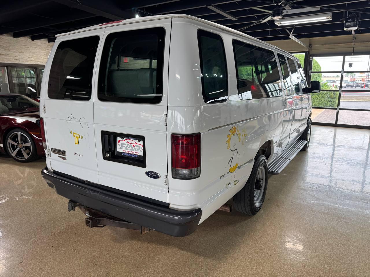 Ford Econoline Wagon E-350 Super Ext XL 2006