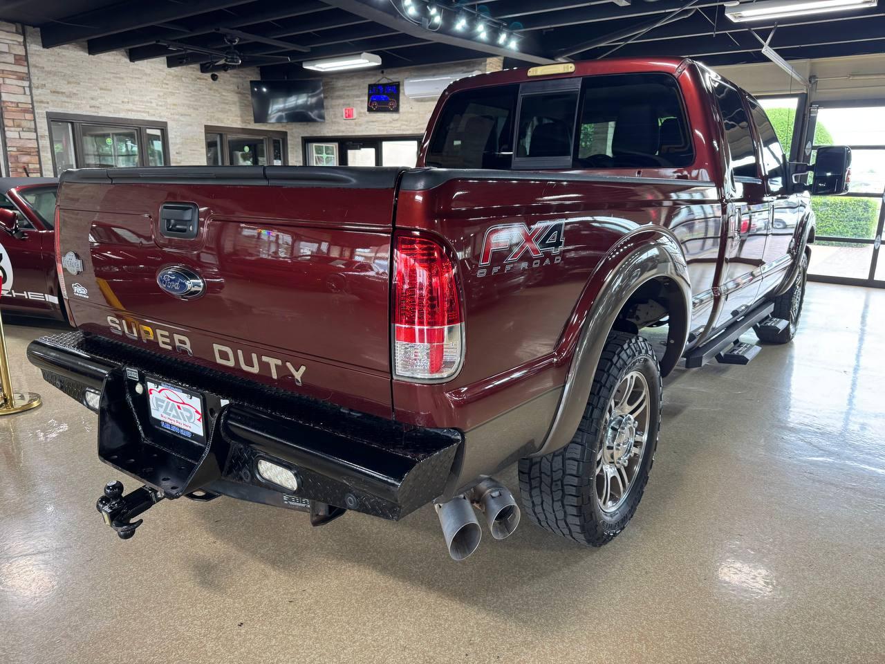 Ford Super Duty F-250 SRW 4WD Crew Cab 172" Platinum 2016