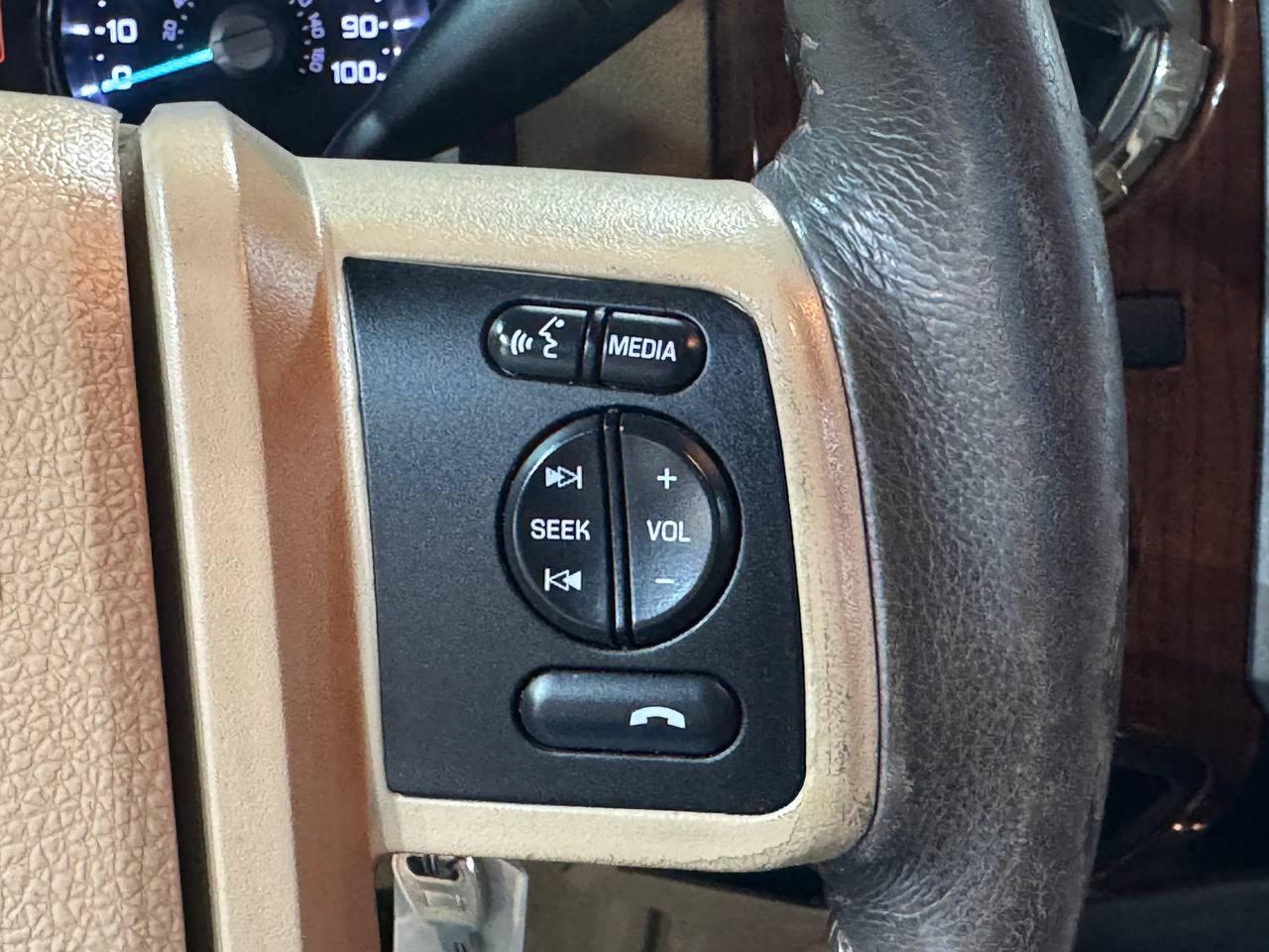 Ford Super Duty F-250 SRW 4WD Crew Cab 172" Platinum 2016