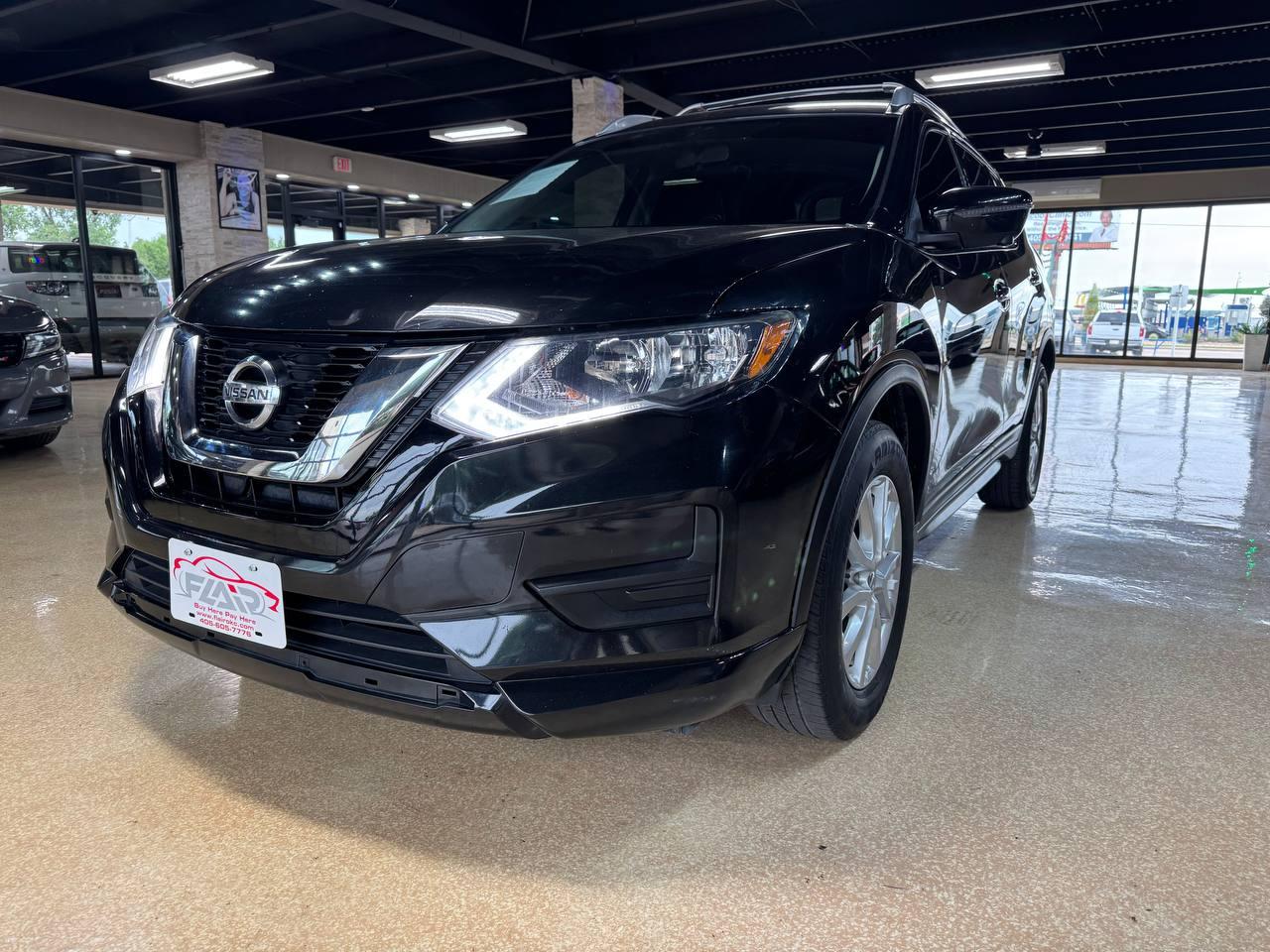 Nissan Rogue AWD SV 2017