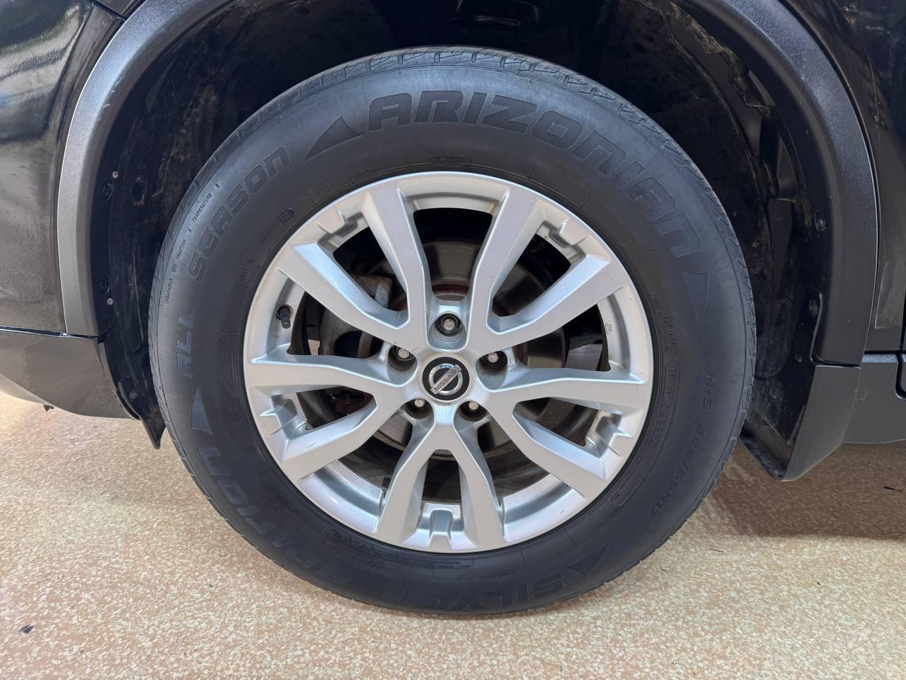 Nissan Rogue AWD SV 2017