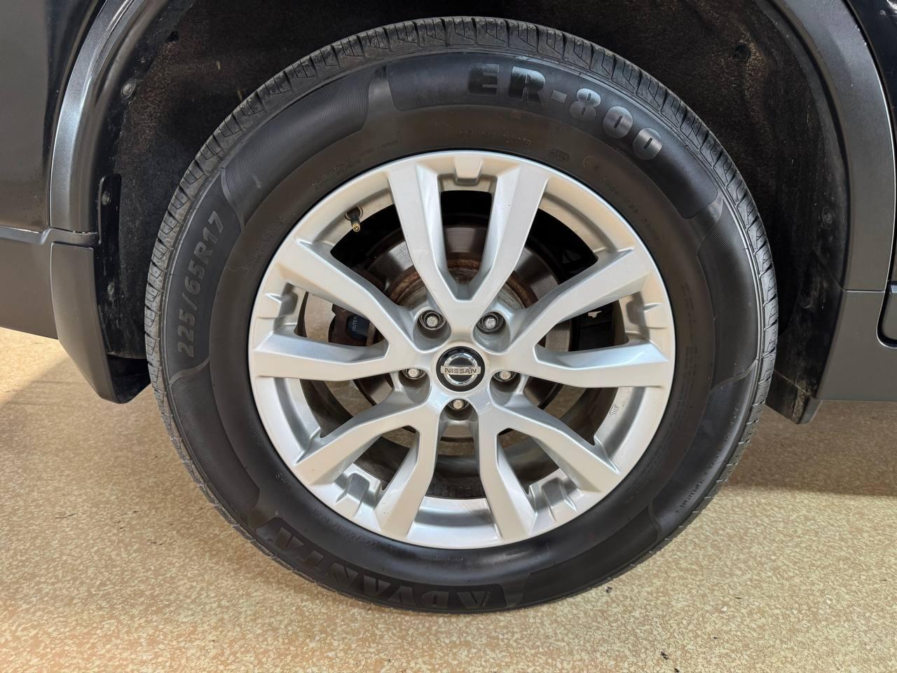 Nissan Rogue AWD SV 2017