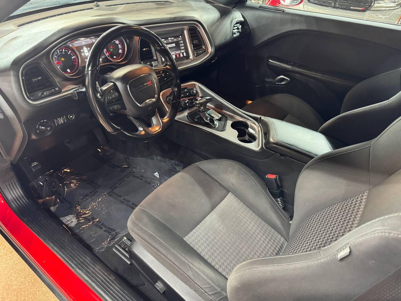 Dodge Challenger GT AWD 2019