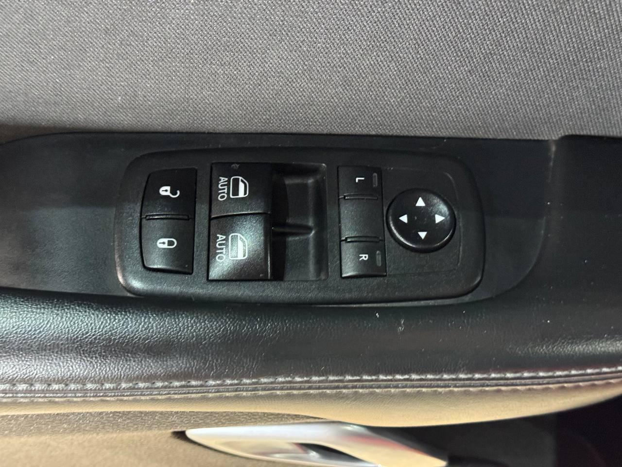 Dodge Challenger GT AWD 2019