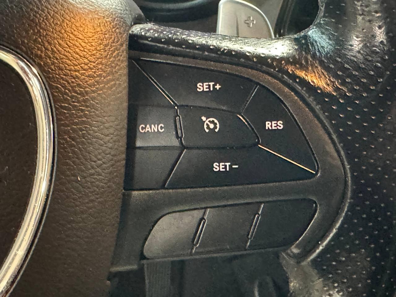 Dodge Challenger GT AWD 2019