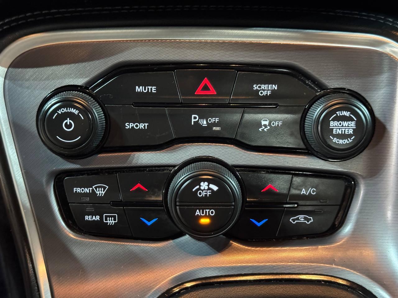 Dodge Challenger GT AWD 2019