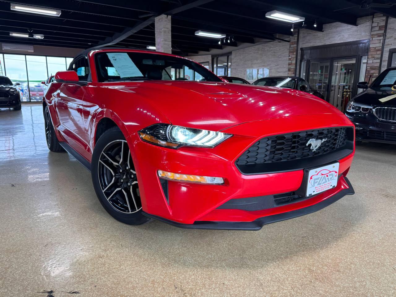 2018 Ford Mustang EcoBoost Convertible's photo