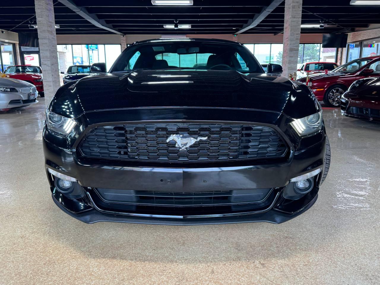 Ford Mustang 2dr Fastback V6 2015