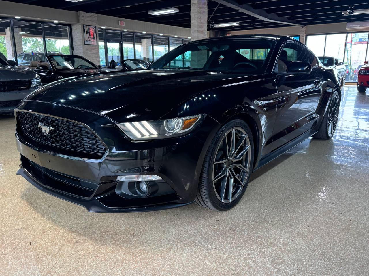 Ford Mustang 2dr Fastback V6 2015