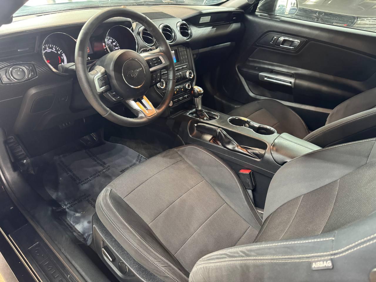Ford Mustang 2dr Fastback V6 2015