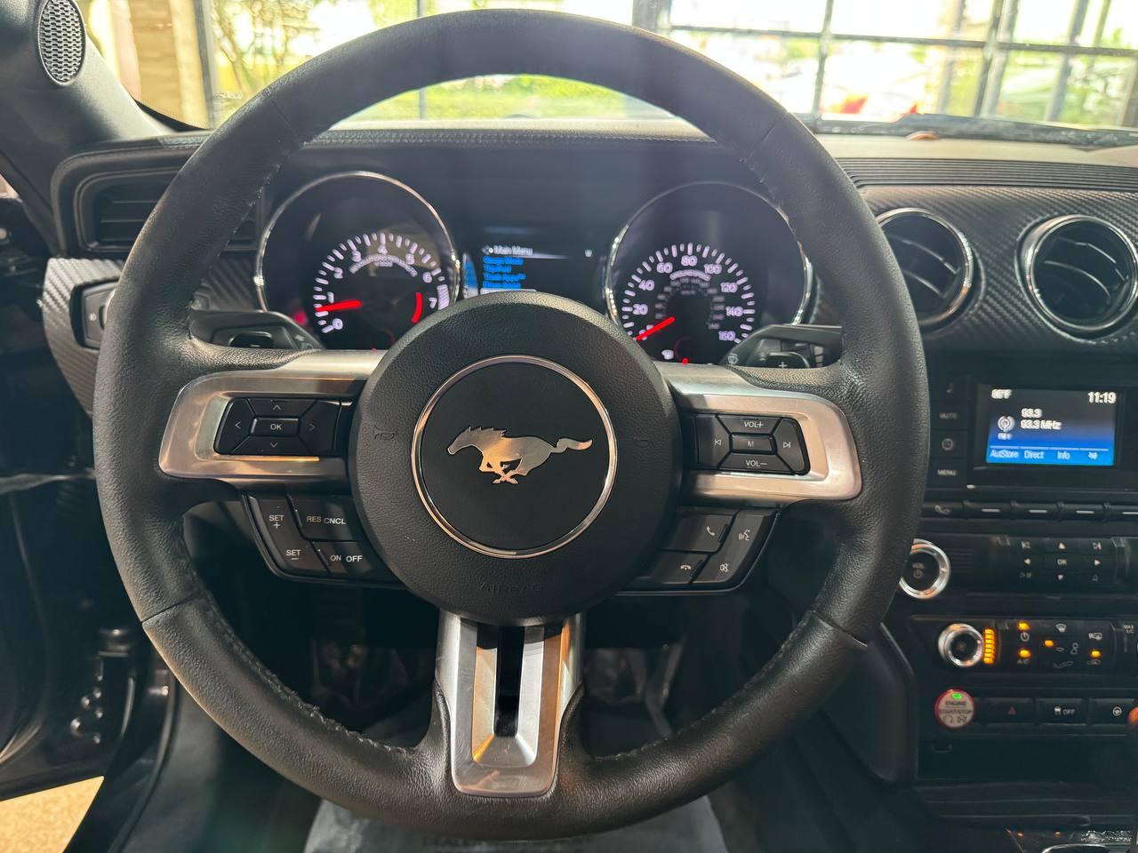 Ford Mustang 2dr Fastback V6 2015