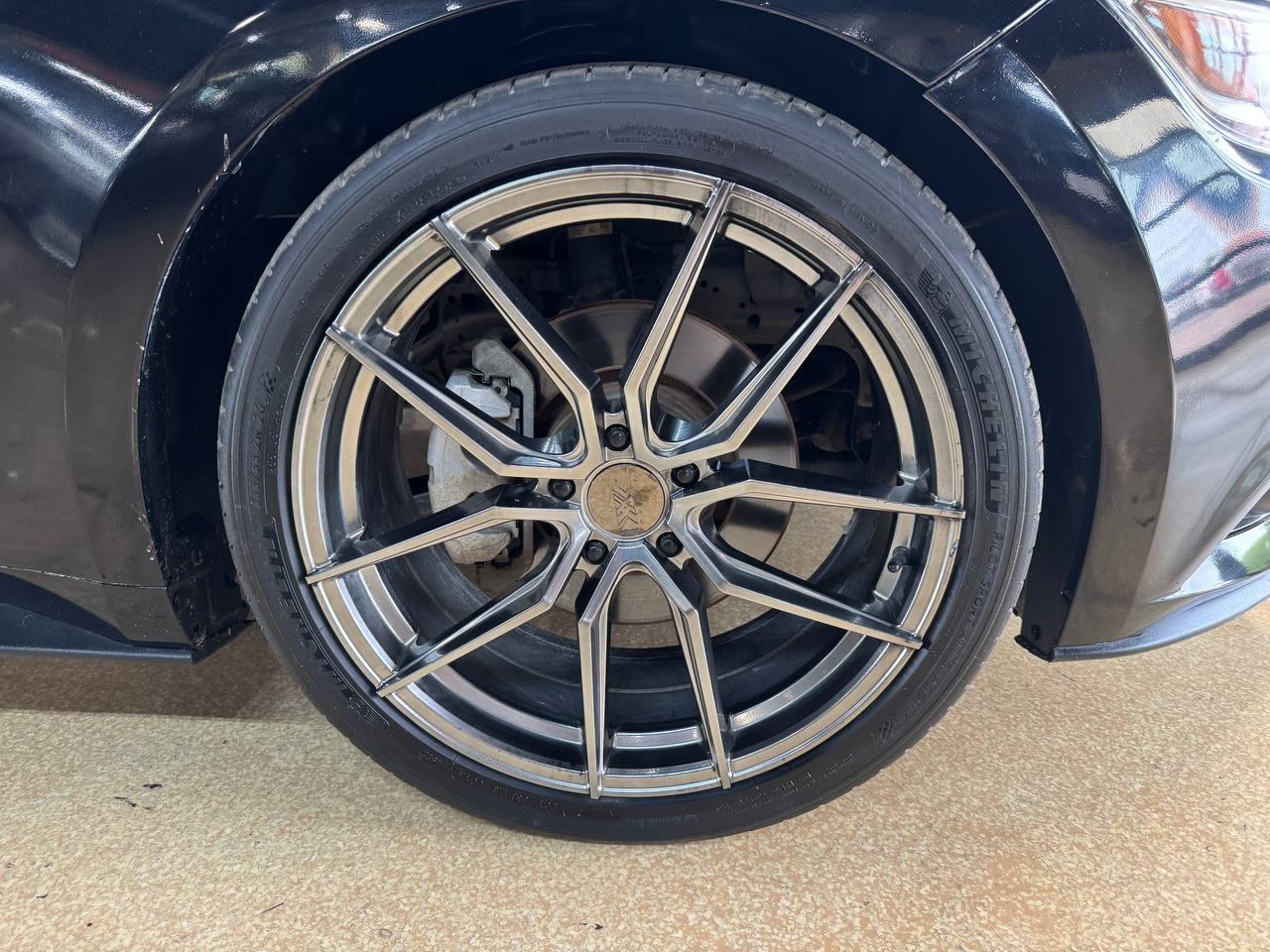 Ford Mustang 2dr Fastback V6 2015